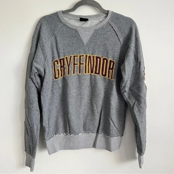 Harry Potter Gryffindor Sweatshirt Universal Studios Park Exclusive Gray Size S - Picture 1 of 11